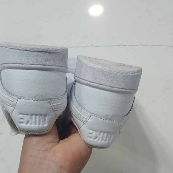 Nike White Air Force 1 Sneakers Classic Design Women Sz 8 Pre-owned - Picture 9 of 10